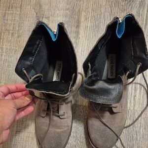 Steve Madden Kids Tan Lace-Up Boots